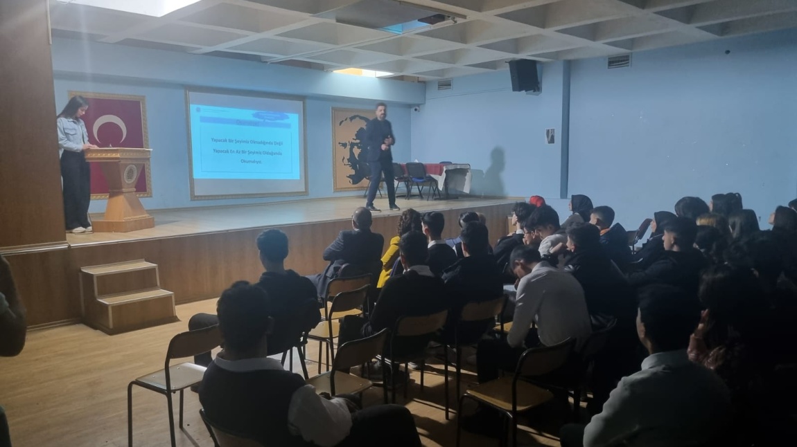 Atatrük Üniversitesi Turizm Meslek Yüksekokul Okulumuz Öğrencileri ile Buluştur